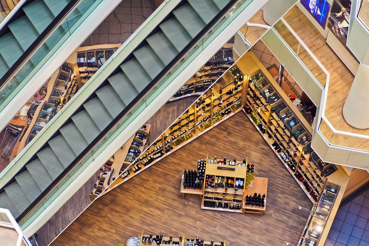 department-store-g302f93067_1280
